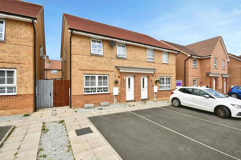 3 bedroom semi-detached house for sale, Petfield Drive, Anlaby, Hull