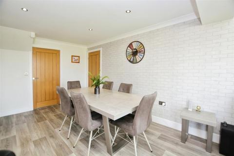 69 Burdock Road, Scunthorpe, DN16 3UP