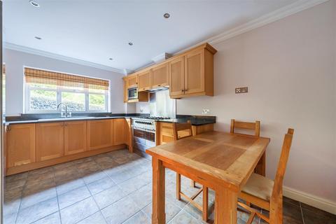 2 bedroom apartment for sale, Grayswood Road, Haslemere