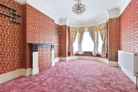 6 bedroom house for sale, Valmar Road, London, SE5