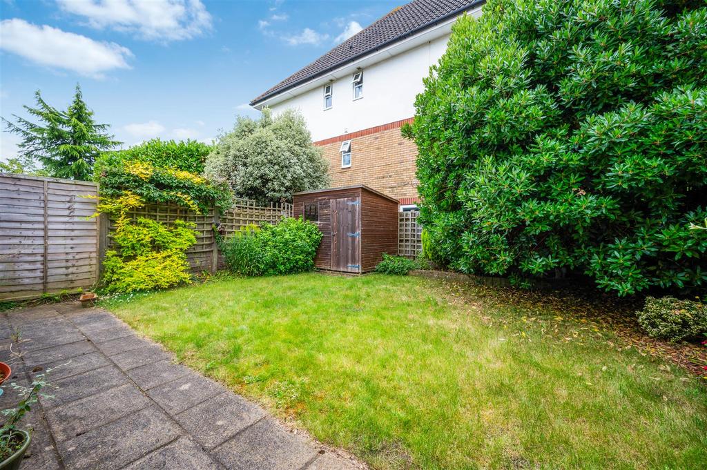 HATFIELD CLOSE, 21-27.jpg