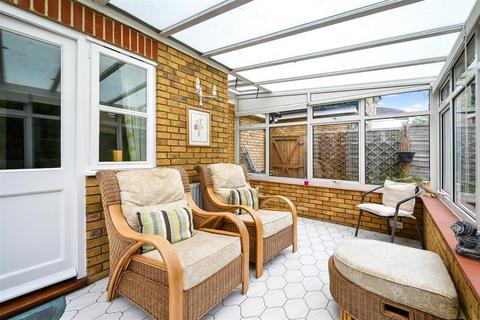 21 Hatfield Close, Sutton, SM2 5BH