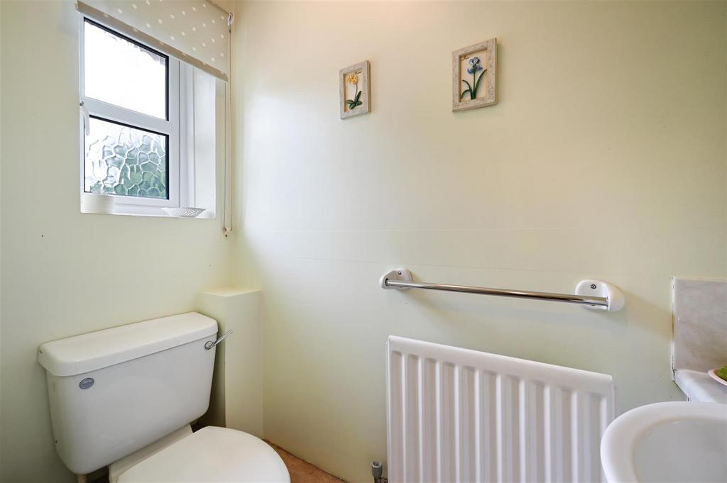 HATFIELD CLOSE, 21-9.jpg