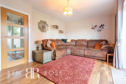 4 bedroom terraced house for sale, North Vale, Heath Charnock, Chorley