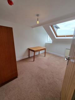 2 bedroom flat to rent, 2 bed Part Furnished Flat, Borth