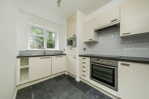 2 bedroom maisonette for sale, Thornbury Road, Isleworth