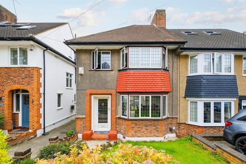 3 bedroom semi-detached house for sale, Leadale Avenue, Chingford