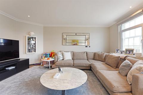 2 bedroom apartment for sale, Ovington Court, Knightsbridge SW3