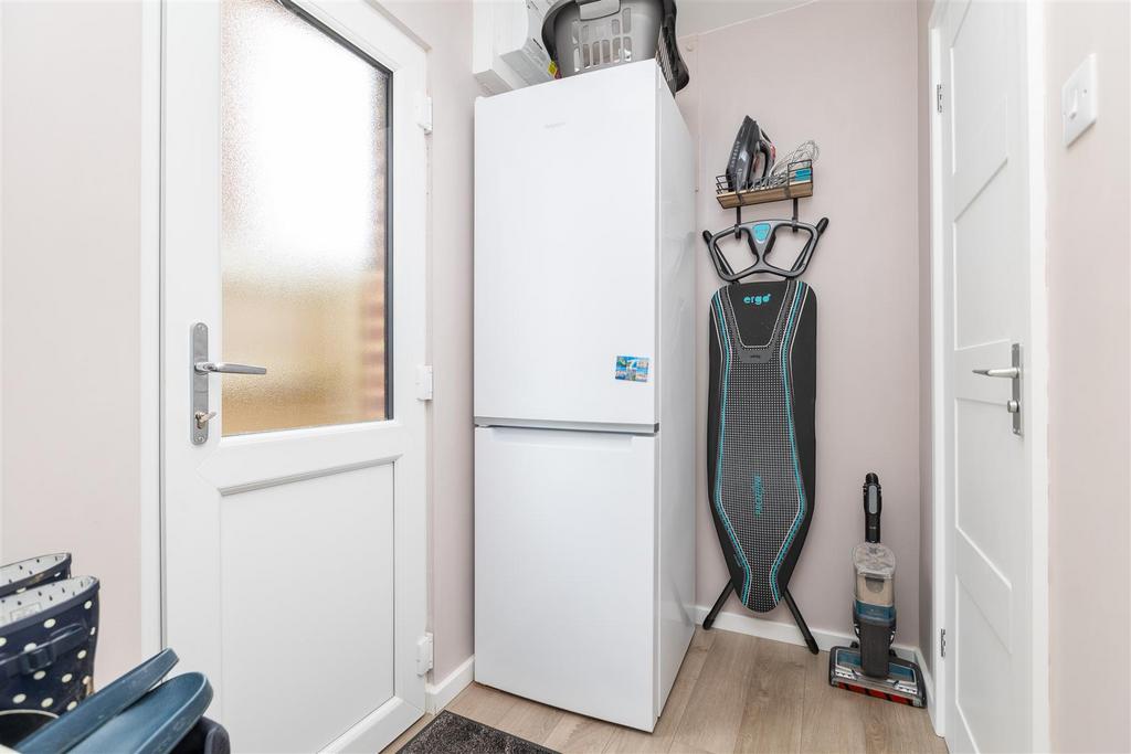 Inner Hallway/Boot Room