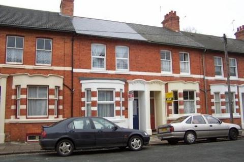 3 bedroom terraced house to rent, Loyd Road, Northampton NN1