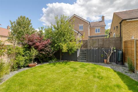 4 bedroom detached house for sale, Hardy Way, Fairfield SG5 4GL