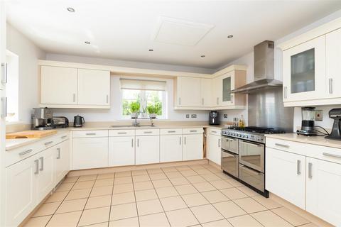 4 bedroom detached house for sale, Hardy Way, Fairfield SG5 4GL