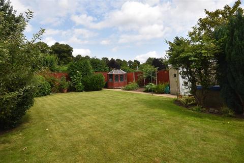 3 bedroom detached bungalow for sale, Shaftesbury Avenue, Goole