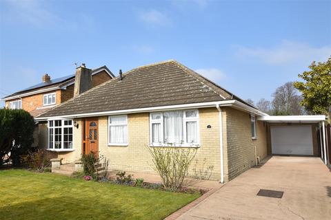 3 bedroom detached bungalow for sale, Shaftesbury Avenue, Goole