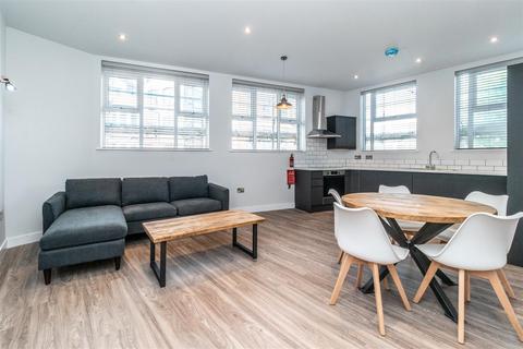 2 bedroom apartment to rent, St James Terrace, Nottingham