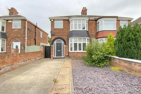 3 bedroom semi-detached house for sale, Queen Mary Avenue, Cleethorpes