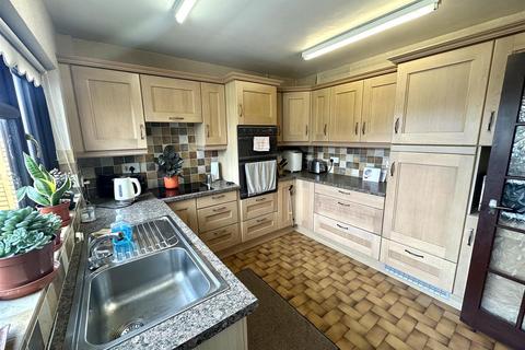 3 bedroom house for sale, Heol y Maes, Pencarreg, Llanybydder