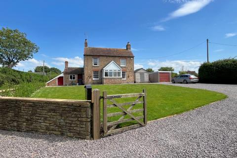 3 bedroom detached house to rent, Rodley, Westbury-on-Severn