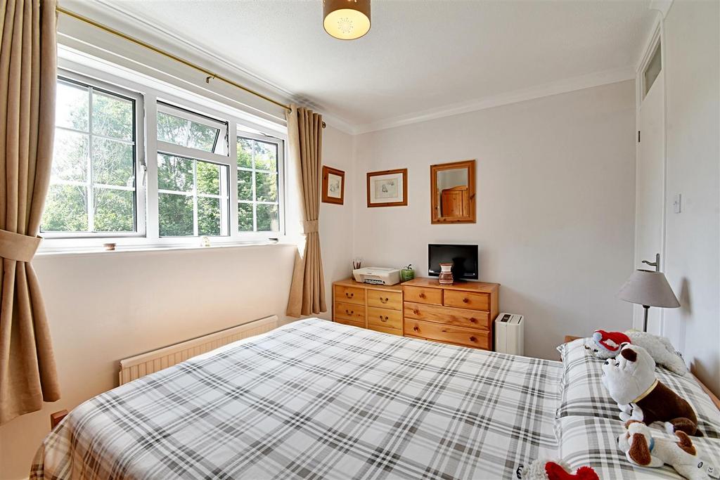 Bedroom 2 2.jpg