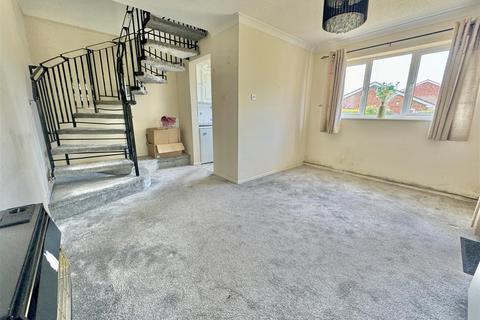 1 bedroom cluster house for sale, Albury Close, Barton Hills, LU3 4AY