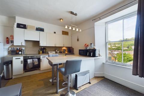 1 bedroom flat for sale, High Street, Ilfracombe EX34