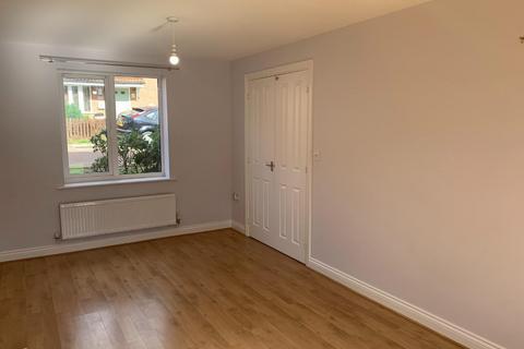 3 bedroom detached house to rent, Newbiggin Place, Leicester