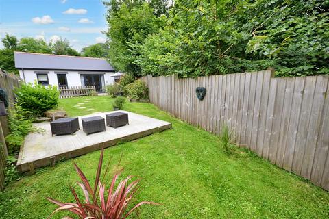 3 bedroom detached bungalow for sale, Parsonage Court, Begelly, Kilgetty