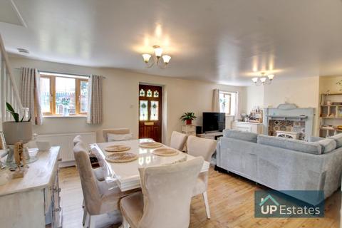 31 Recreation Road, Coventry, CV6 7AW