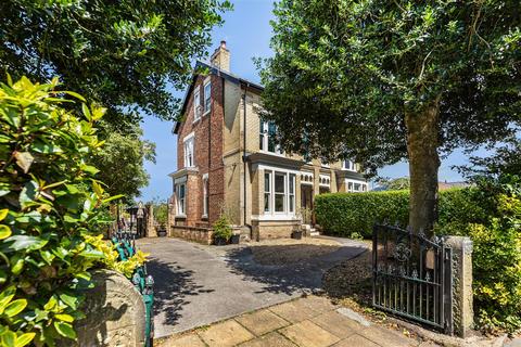 5 bedroom semi-detached house for sale, Broad Road, Sale