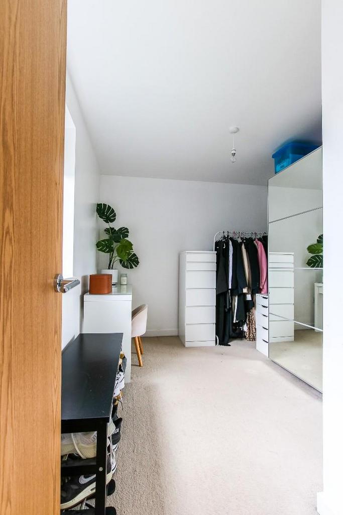 2nd Bedroom1.jpg