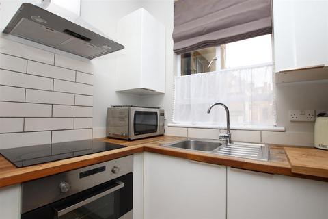 1 bedroom flat to rent, 19 Brock Street, Bath BA1