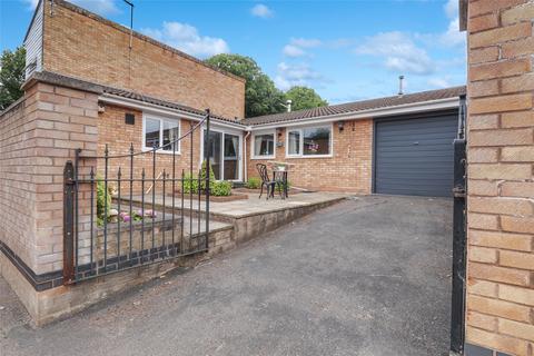 2 bedroom bungalow for sale, Barn Meads Road, Wellington, Somerset, TA21