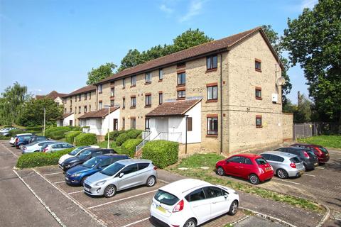 1 bedroom apartment for sale, Guinevere Gardens, Cheshunt