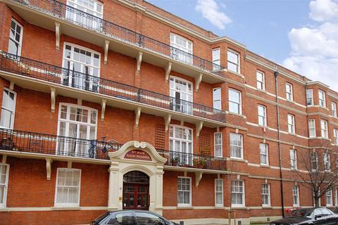 4 bedroom flat to rent, Rugby Mansions, Bishop Kings Road, London, W14
