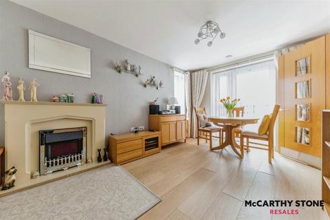 1 bedroom apartment for sale, George House, Primett Road, Stevenage, Hertfordshire, SG1 3EE