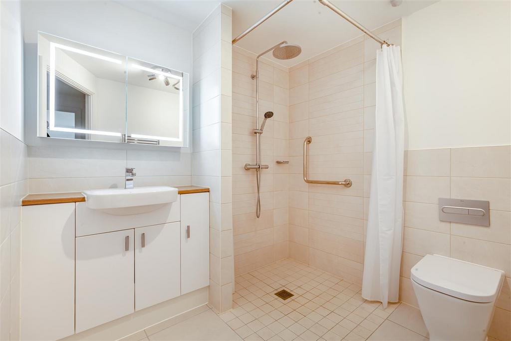 8541658-interior10.jpg
