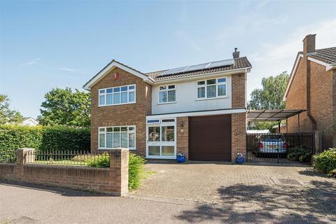 4 bedroom house for sale, Hartop Close, Bedford