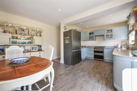 123 Botley Road, Romsey, SO51 5RQ
