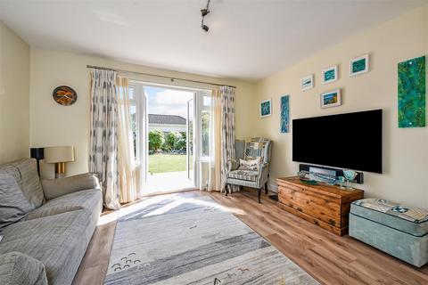 123 Botley Road, Romsey, SO51 5RQ