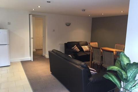 2 bedroom apartment to rent, Bentinck Road, Grainger Park