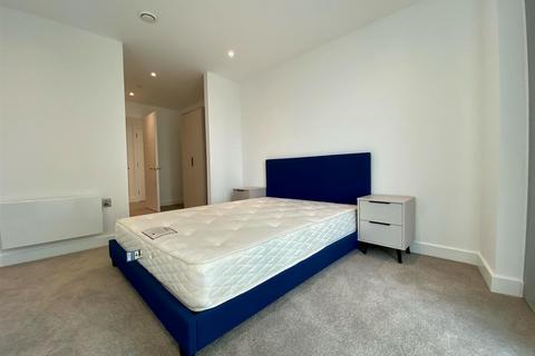 2 bedroom apartment to rent, The Blade, Manchester