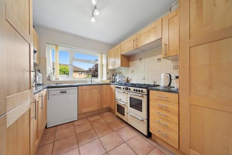4 bedroom semi-detached house for sale, Albion Road, Malvern, WR14 1PU
