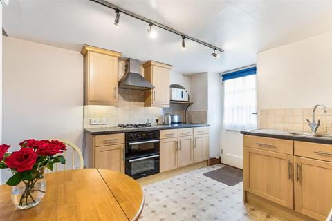 1 bedroom terraced house for sale, York Road, Burley in Wharfedale LS29