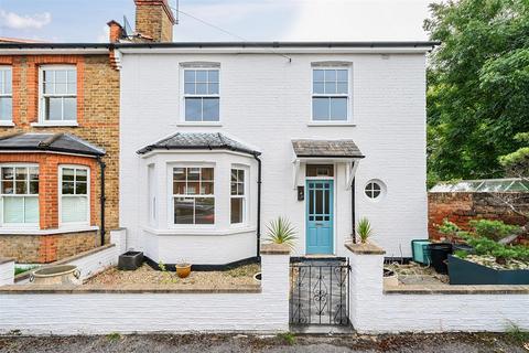 3 bedroom end of terrace house for sale, Birchington Road, Surbiton