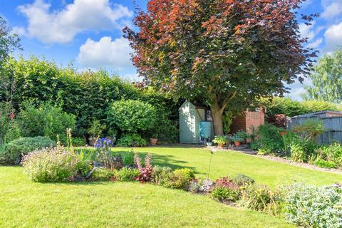 3 bedroom end of terrace house for sale, Glebe Gardens, Harlington, Dunstable