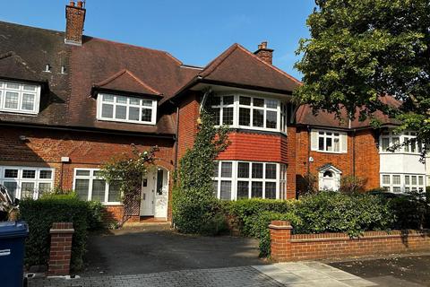 5 bedroom house to rent, Harman Drive, London NW2