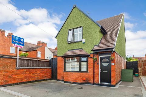 2 bedroom detached house for sale, Sandon Road, Nuneaton