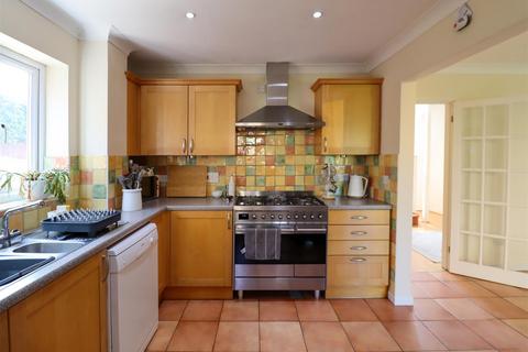 4 bedroom detached house to rent, Grove Park, Fordham CB7