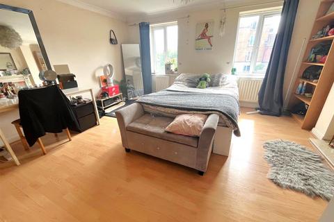 4 bedroom townhouse for sale, Cropthorne Road South, Horfield, Bristol