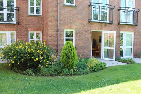 1 bedroom flat for sale, Ingle Court, Market Weighton